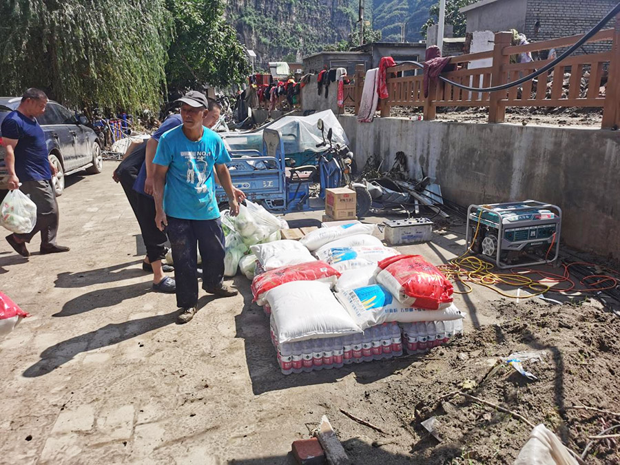 倾情助扶解危困 增援救助展担任